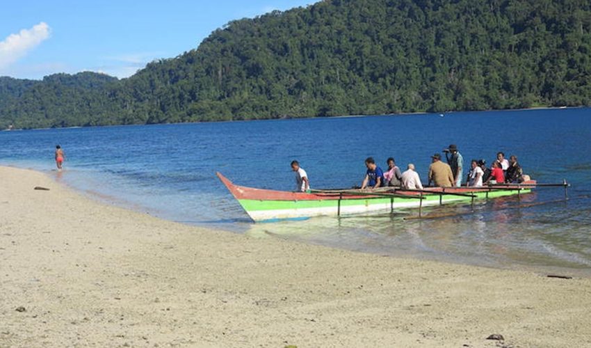 nabire tour papua indonesia