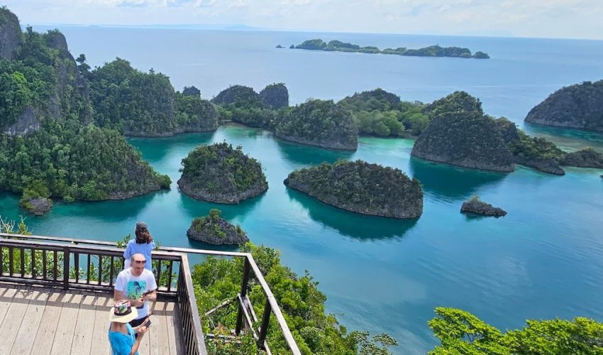 raja ampat tour