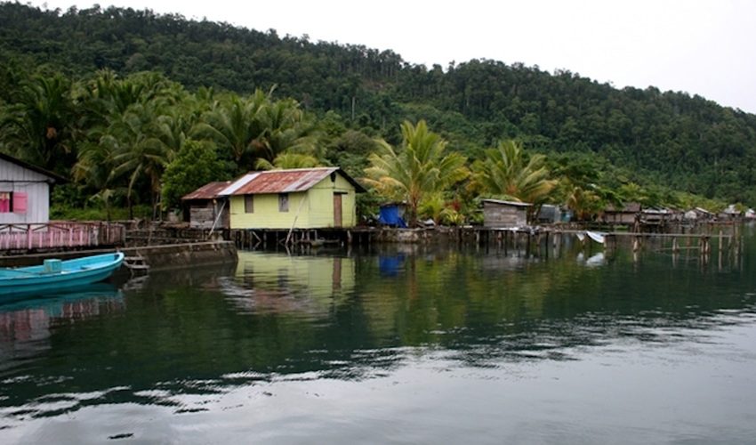 waigeo island papua tour